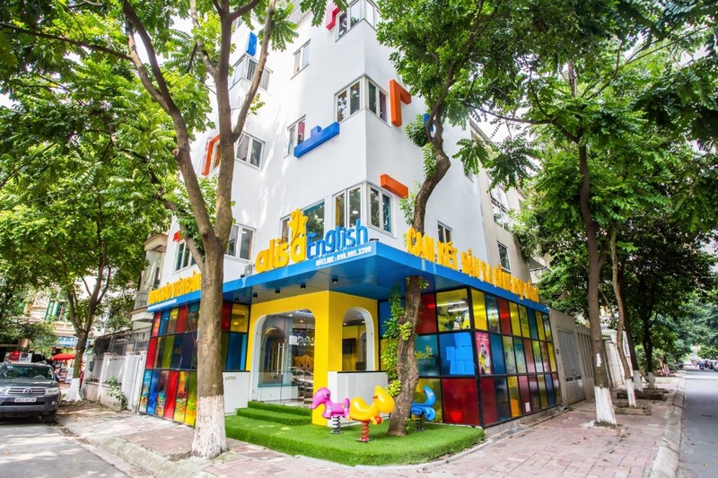 Trụ sở Trung tâm Anh ngữ ALISA hiện đại, địa chỉ học tiếng Anh uy tín cho trẻ em tại Quận Tây Hồ